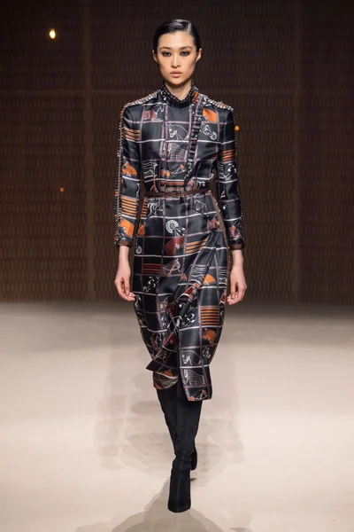 Look 33